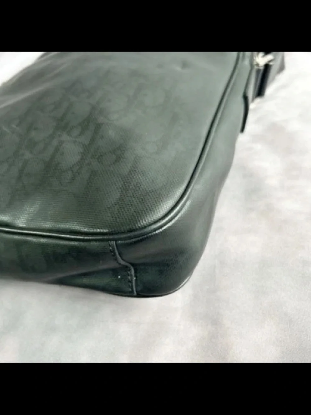 Dior Men’s Dark Green Messenger Crossbody Bag